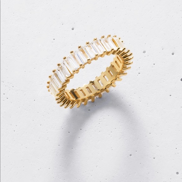 eternity ring size 5 - Picture 1 of 1